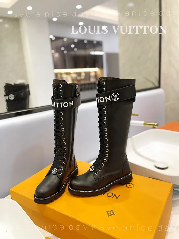 Louis Vuitton Shoe 